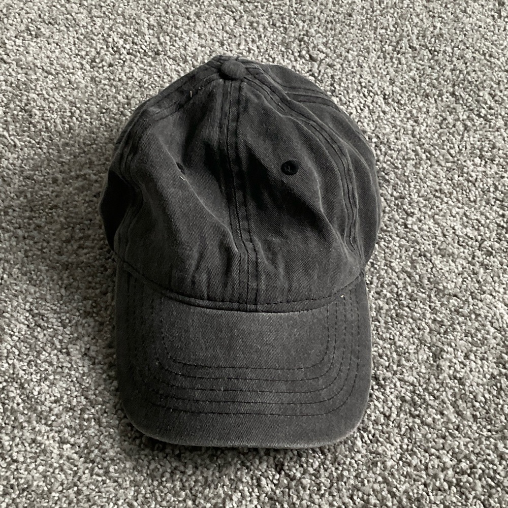 Grey Baesball Cap